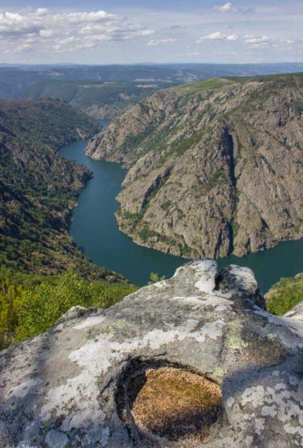 Casita Junto Al Rio En Un Entorno Natural Монфорте-де-Лемос Экстерьер фото